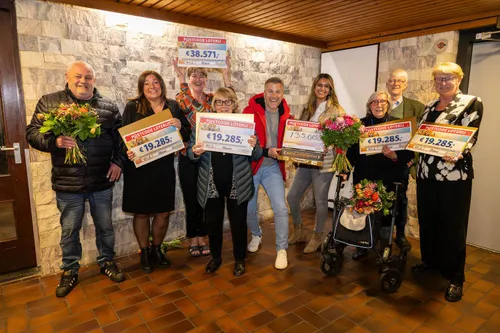 Ook de buren delen mee (foto:&nbsp;Jurgen Jacob Lodder)