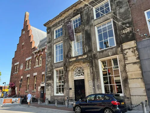 Huis De Dieu in de Langestraat, waar het familiearchief bewaard werd (foto: Mark Alphenaar)