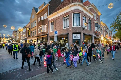 HlRFxNLoJQKlVDpbWuQc24drLFRWcNIJwAlPUMPx (1)