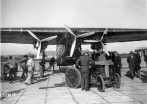 90spl 02 400 300x212