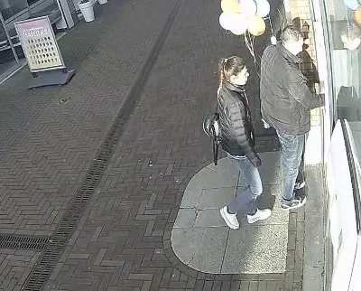 pinpasroof bejaarde vrouw 2