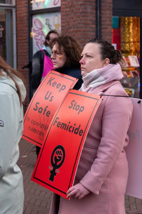 signal-2025-11-30-193837_004