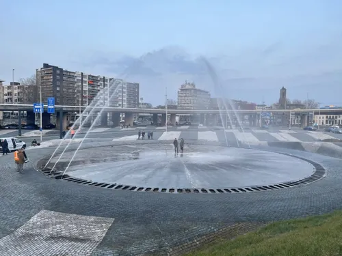 fonteinblauwegolvenrots golfen2