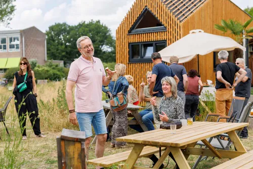 gluren bij de buren2024persfoto09 kymancheng