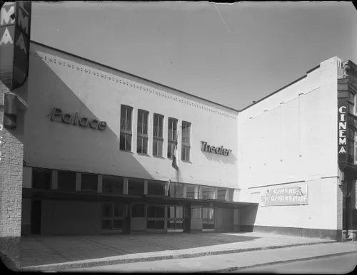 histherberg palace in 1949 glda1