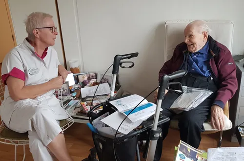 insula deitoos met sanders