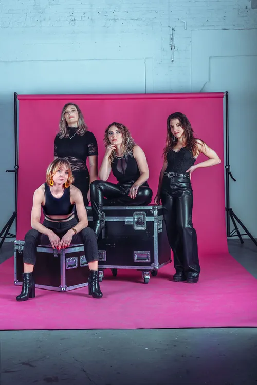 molenpopnobanans c2a9mike nicolaassen photo