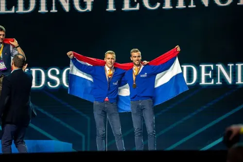 willem mateman en twan geeven hovenier brons