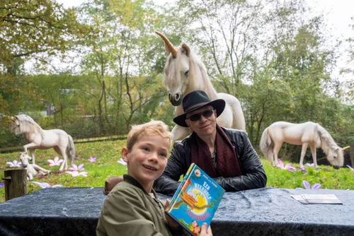 fabelwezensdolfje weerwolf mira meijer 47