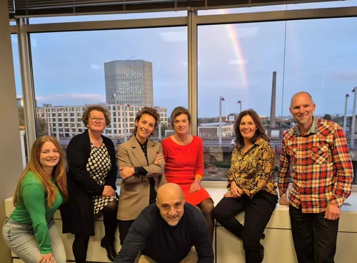 Volkshuisvesting en Drieslag<br>