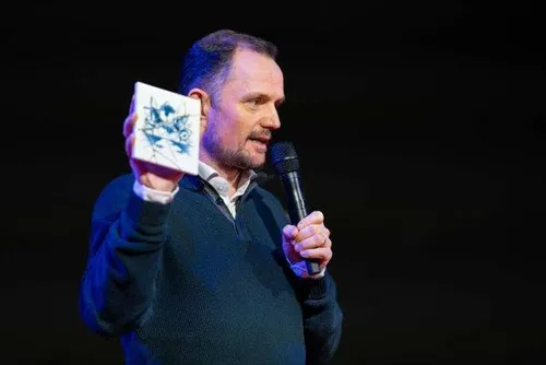 hersenstichtingroyal delft kintsugi tegel169