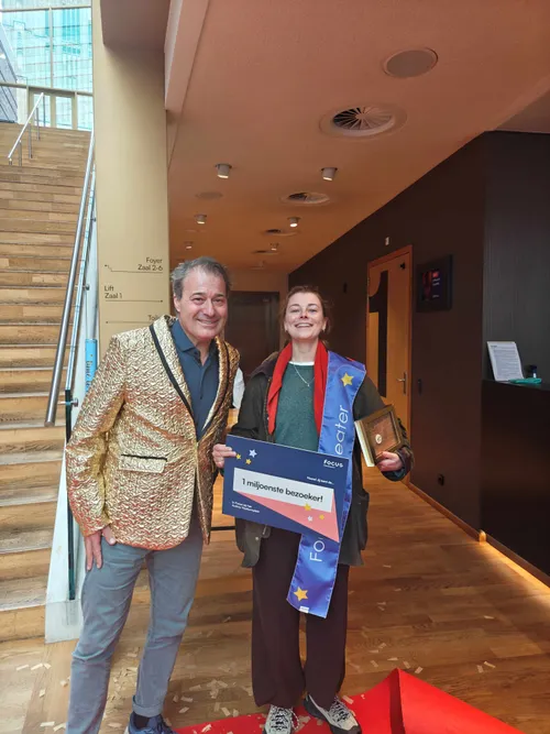 Focus.Millioenste bezoeker