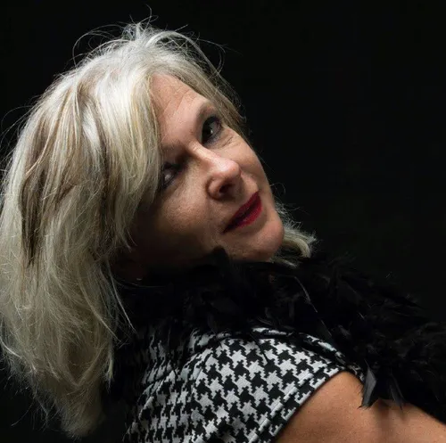 Selma van Dijk.Uitgeverij Boekscout