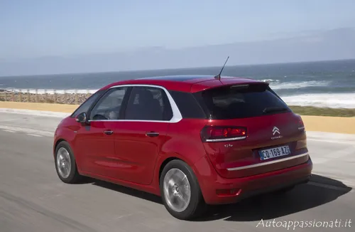 Test New Citroen C4 Picasso 2013 Image