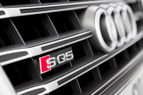 Audi SQ5 Logo