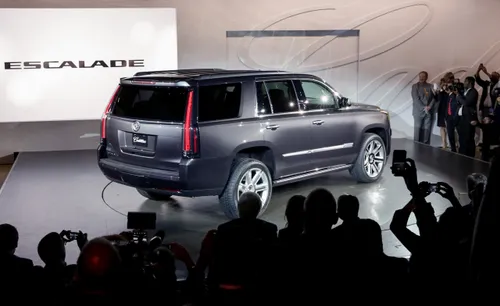 Cadillac Escalade 2015 03 - Copia