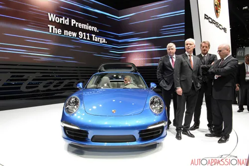 Porsche 911 Targa 2014 Detroit 08