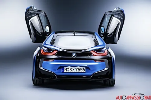 BMWi8 4