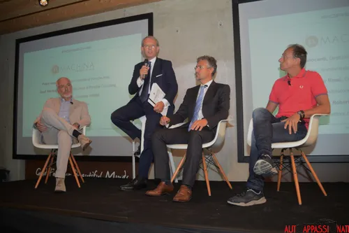 Porche ex machina 003