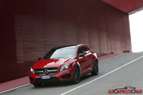Mercedes-Benz GLA 45 AMG