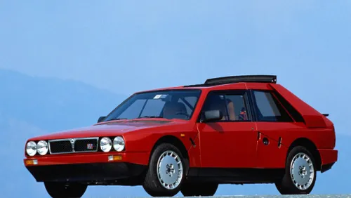 lancia delta s4