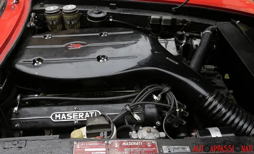 Maserati Ghibli 1966 red 007