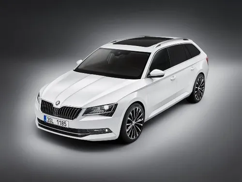 media-150526 SKODA Superb Combi 001