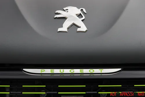 Peugeot 208 2015