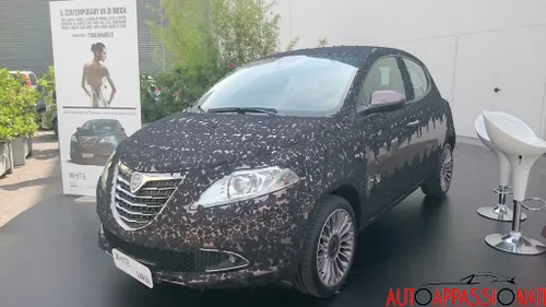 Lancia white milano - Ypsilon Pizzo