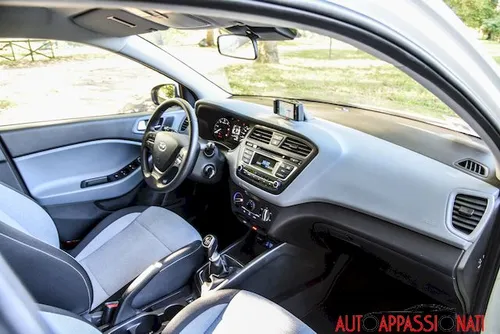 nuova hyundai i20 07