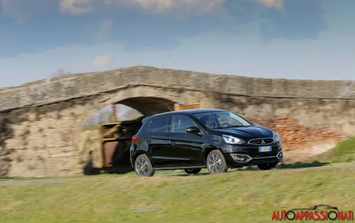 Mitsubishi SpaceStar 09