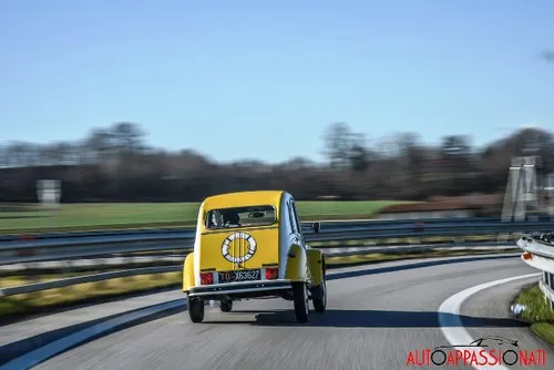 a citroen 2v soleil int2