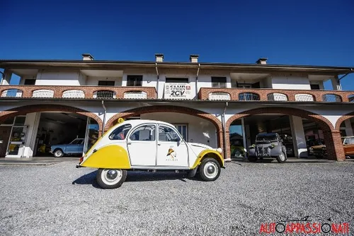 a citroen 2v soleil int4