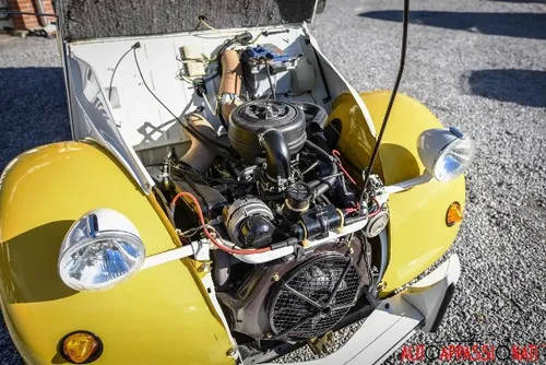 a citroen 2v soleil int5