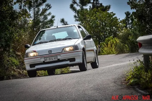 INT5 peugeot106rallye 001