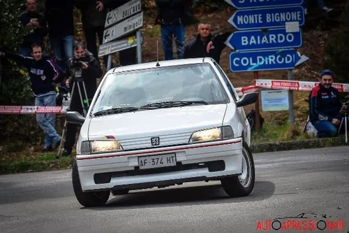 INT6 peugeot106rallye 001
