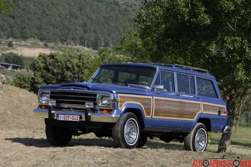 Kaiser Jeep Wagoneer 1969