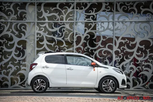 Peugeot 108 18