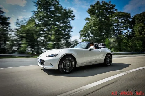 Nuova Mazda MX-5