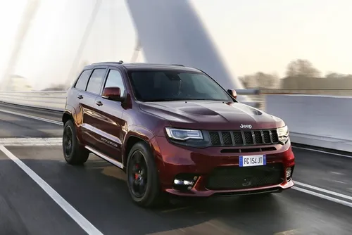 Jeep Grand Cherokee SRT 01