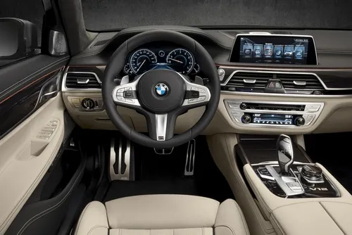 BMW 740Li interni