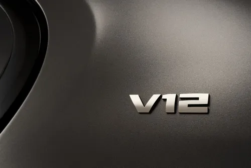 BMW 740Li V12
