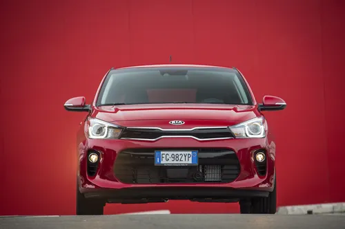 Kia_Rio_2017_016