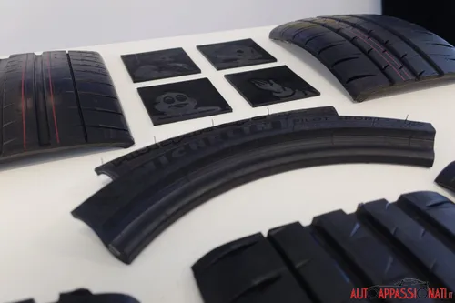 Michelin Pilot Sport 4S - Effetto Velluto