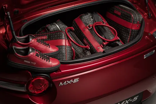 Mazda MX-5 Pollini Heritage