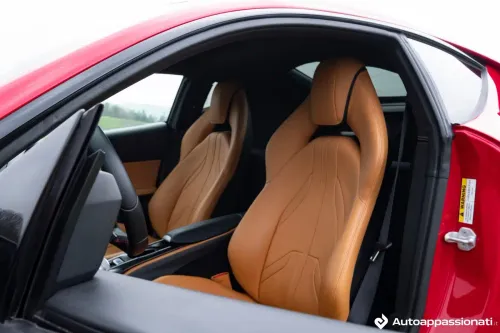 sedili ferrari 812 superfast