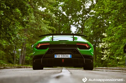 Huracan Performante