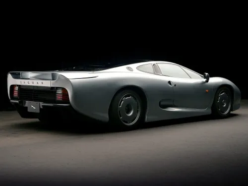 Jaguar XJ220