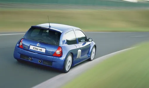 Renault Clio V6