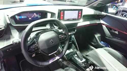 interni nuova peugeot 208